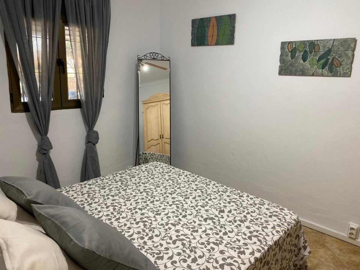 Las Palmeras Pizarra Ngoại thất bức ảnh