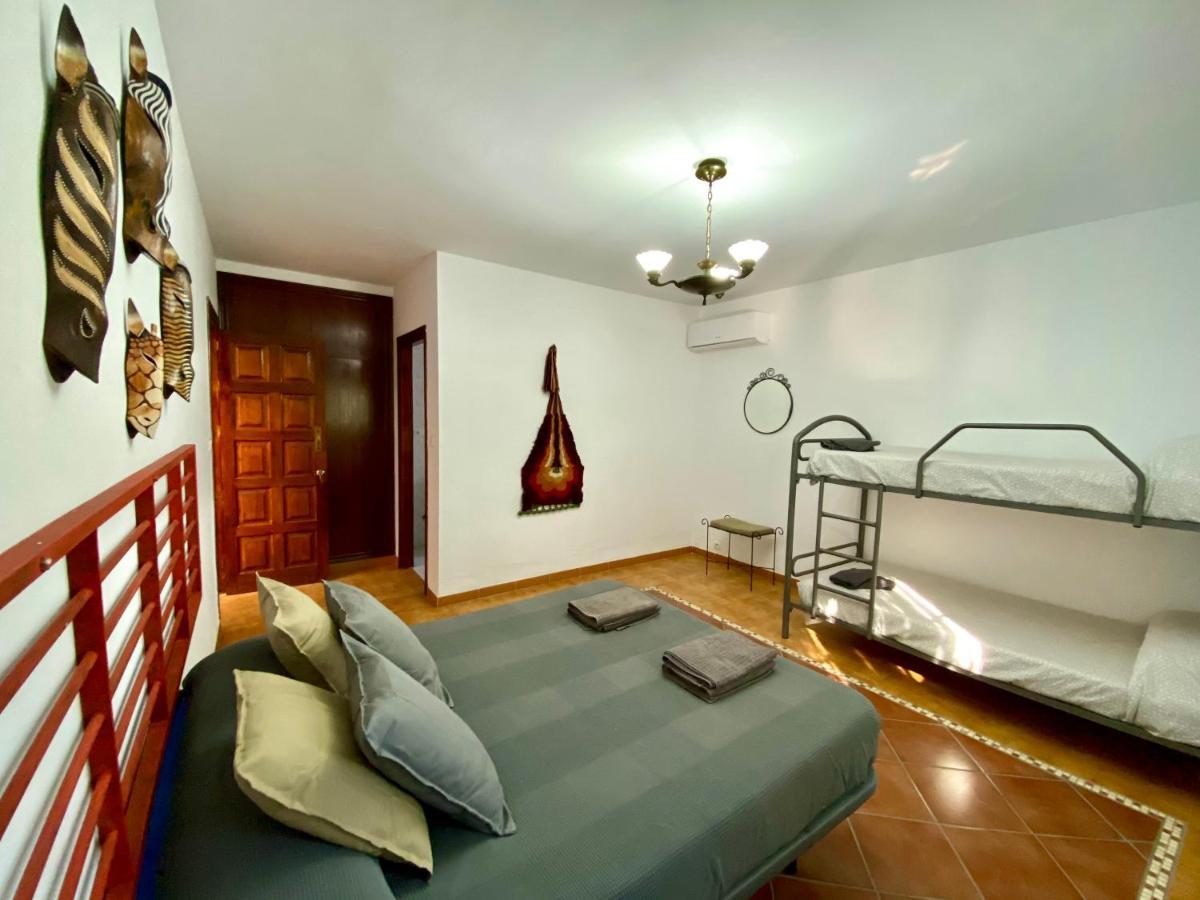 Las Palmeras Pizarra Ngoại thất bức ảnh