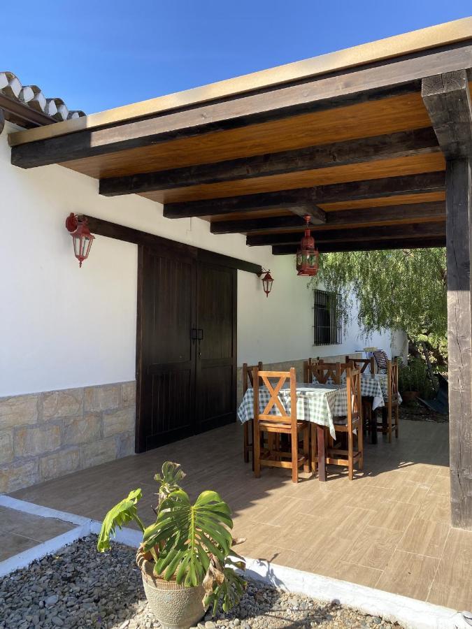 Las Palmeras Pizarra Ngoại thất bức ảnh
